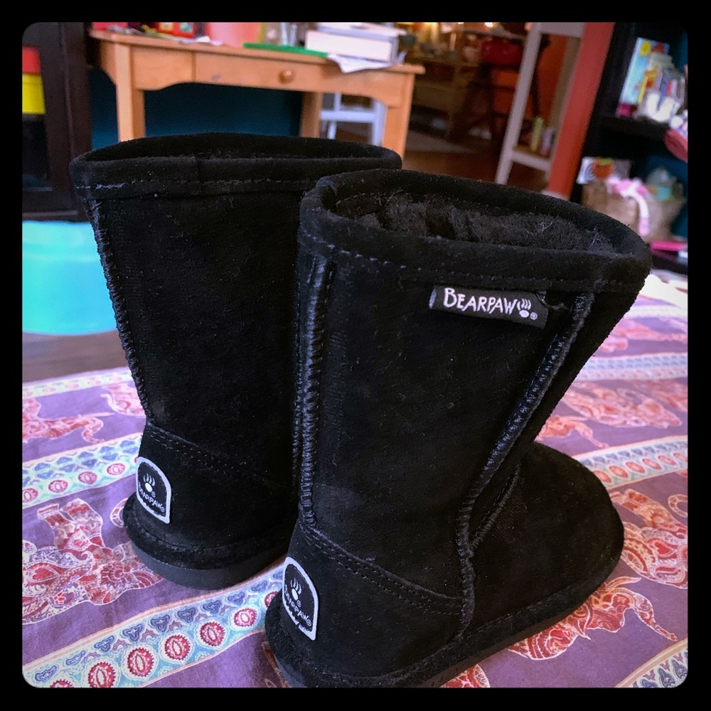 Kids Bearpaw NWOT size 11 boots